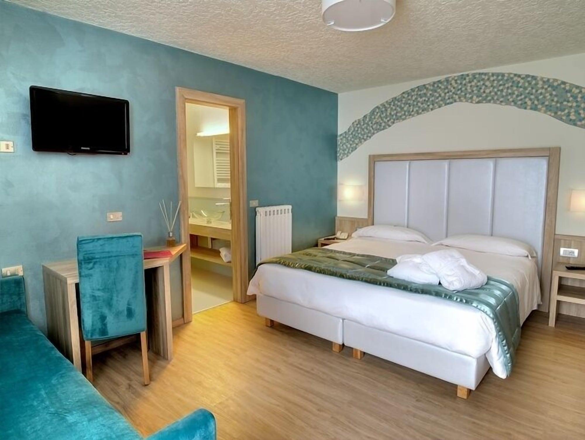 Luna Wellness Hotel Folgarida Eksteriør bilde