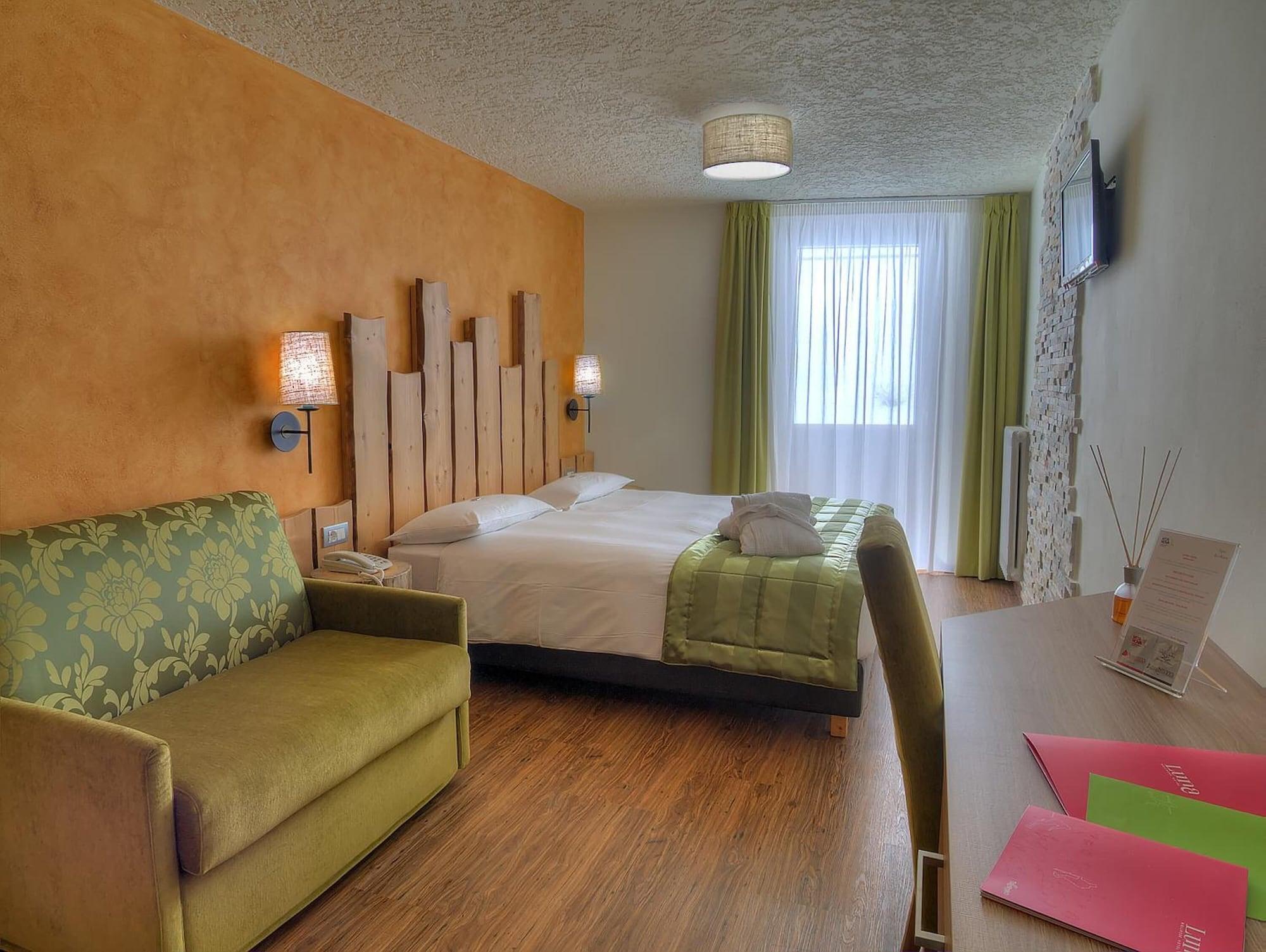 Luna Wellness Hotel Folgarida Eksteriør bilde